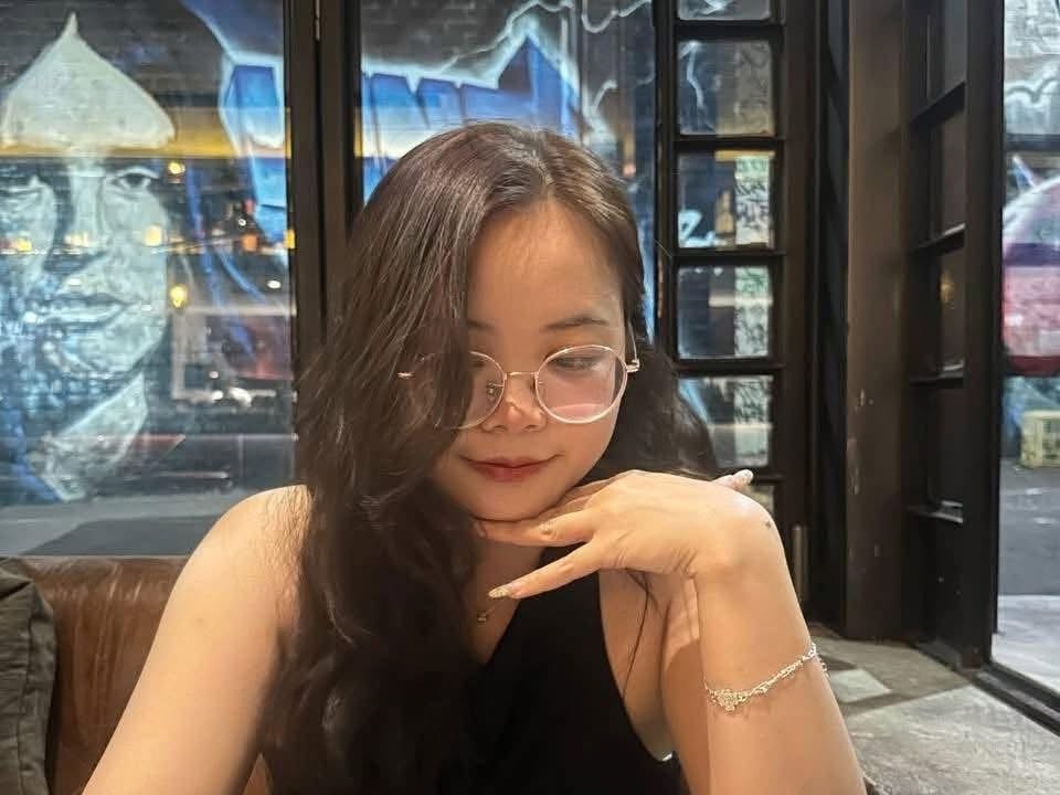 Student Nguyễn Thị Quỳnh Nga